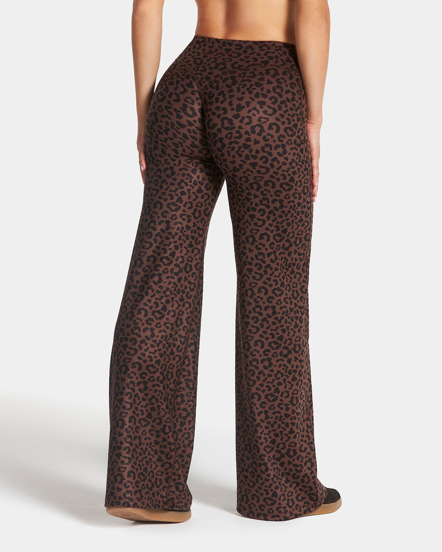 Pantalon à jambe droite standard Allrounder « Léopard Walnut »