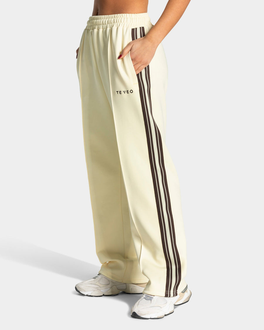 Pantalon de jogging Straight Leg Club « Butter Yellow »