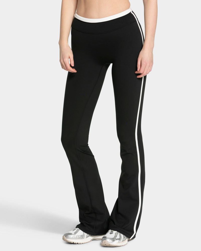Legging évasé à coupe longue Soft « Noir »