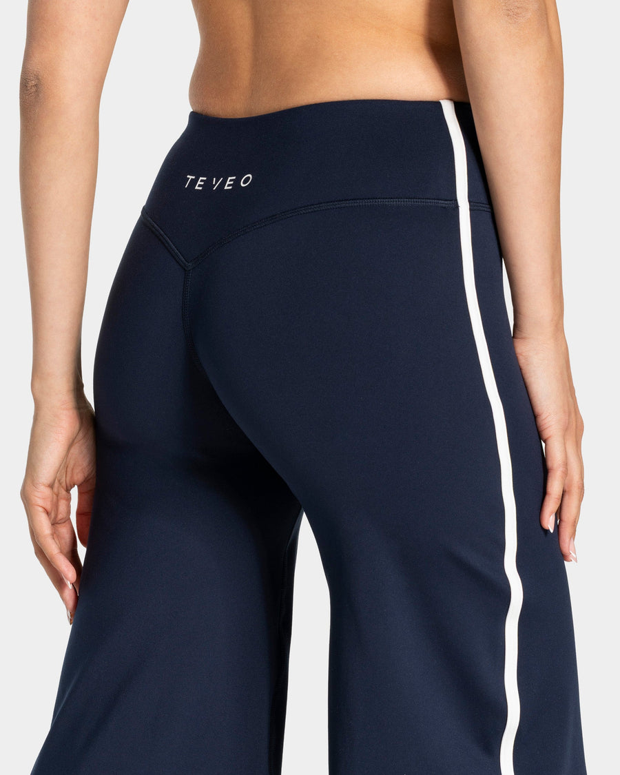 Pantalon à jambe droite standard Soft « Midnight »